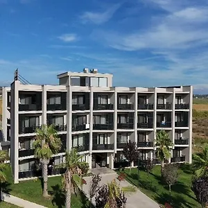 Amber Albania 4* Spille